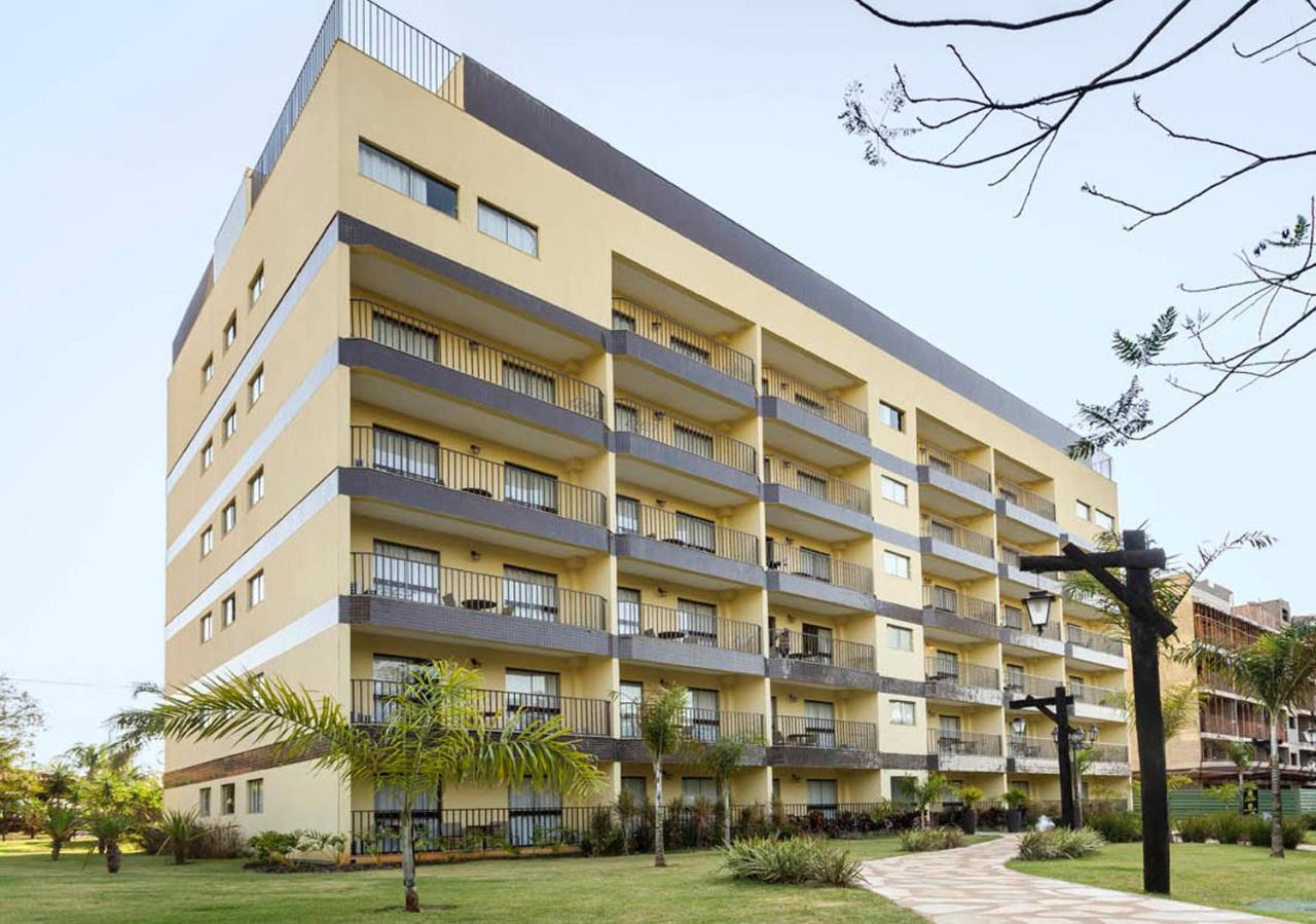 Country Park & 4* Barretos
